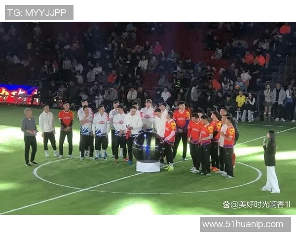 当足球巨星告别绿茵场泪洒退役仪式的感人瞬间